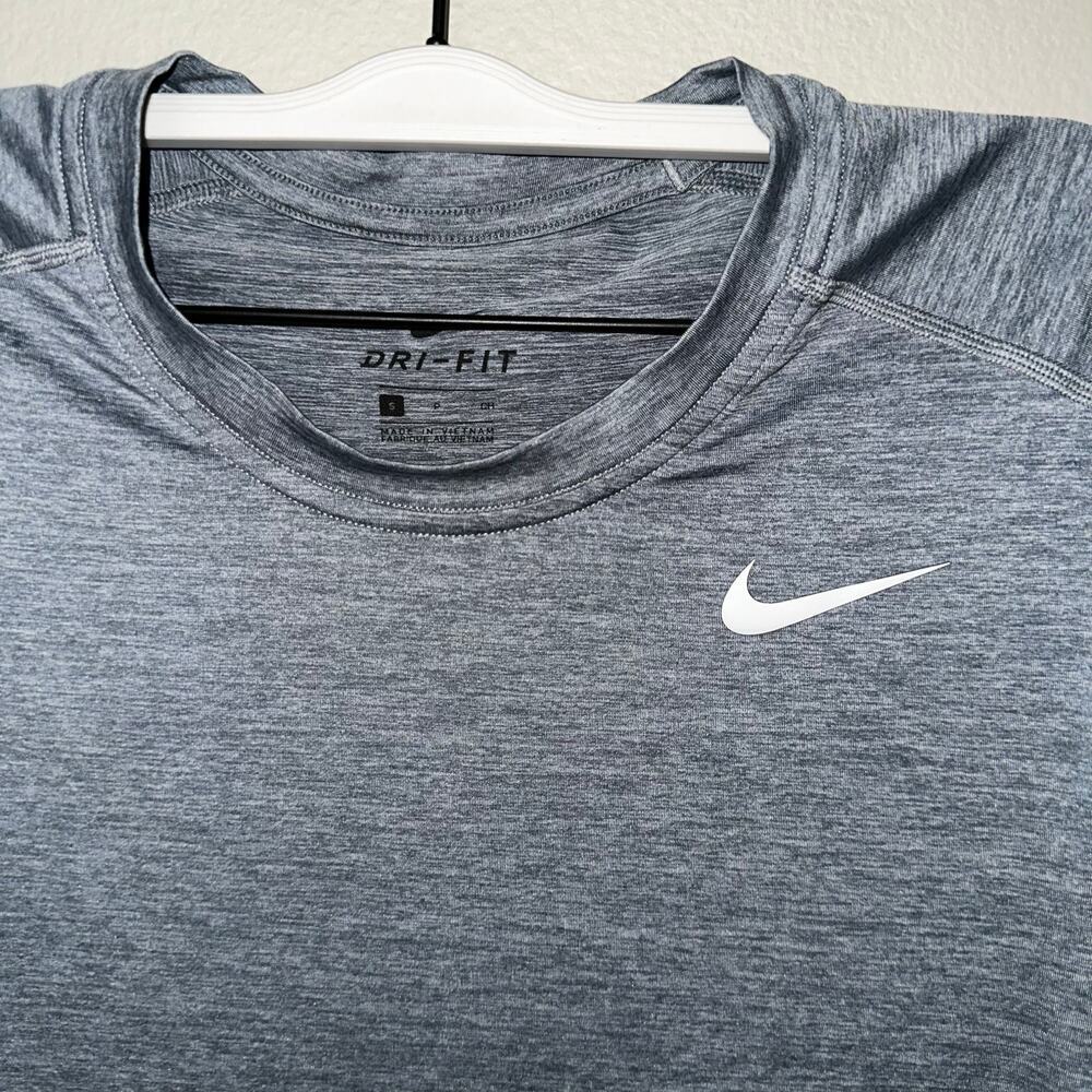 Nike Running Bundle Sz Small - image 4